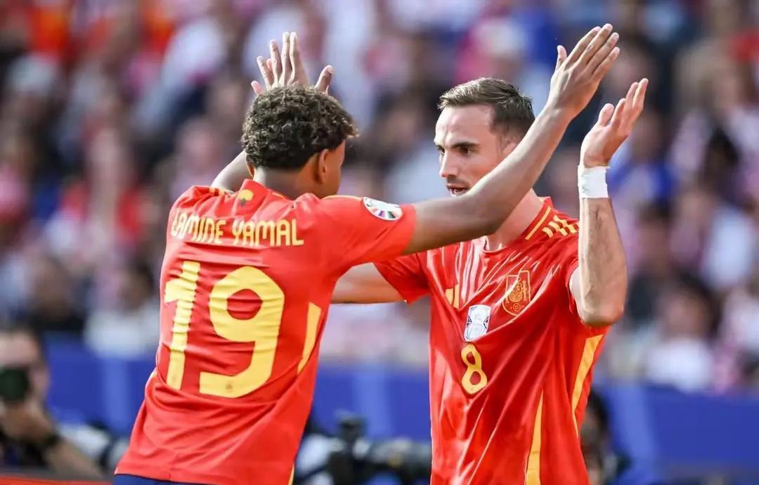 西班牙网球队完胜欧洲网球队，克耶高斯关键制胜