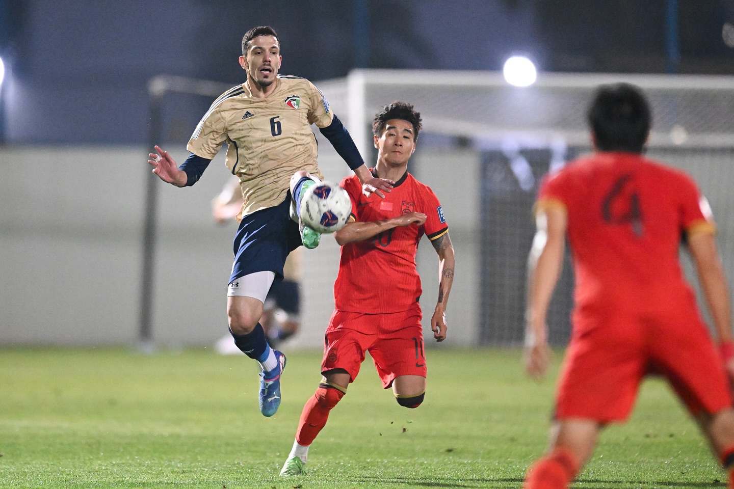 中国队完胜葡萄牙队，波尔状态火热