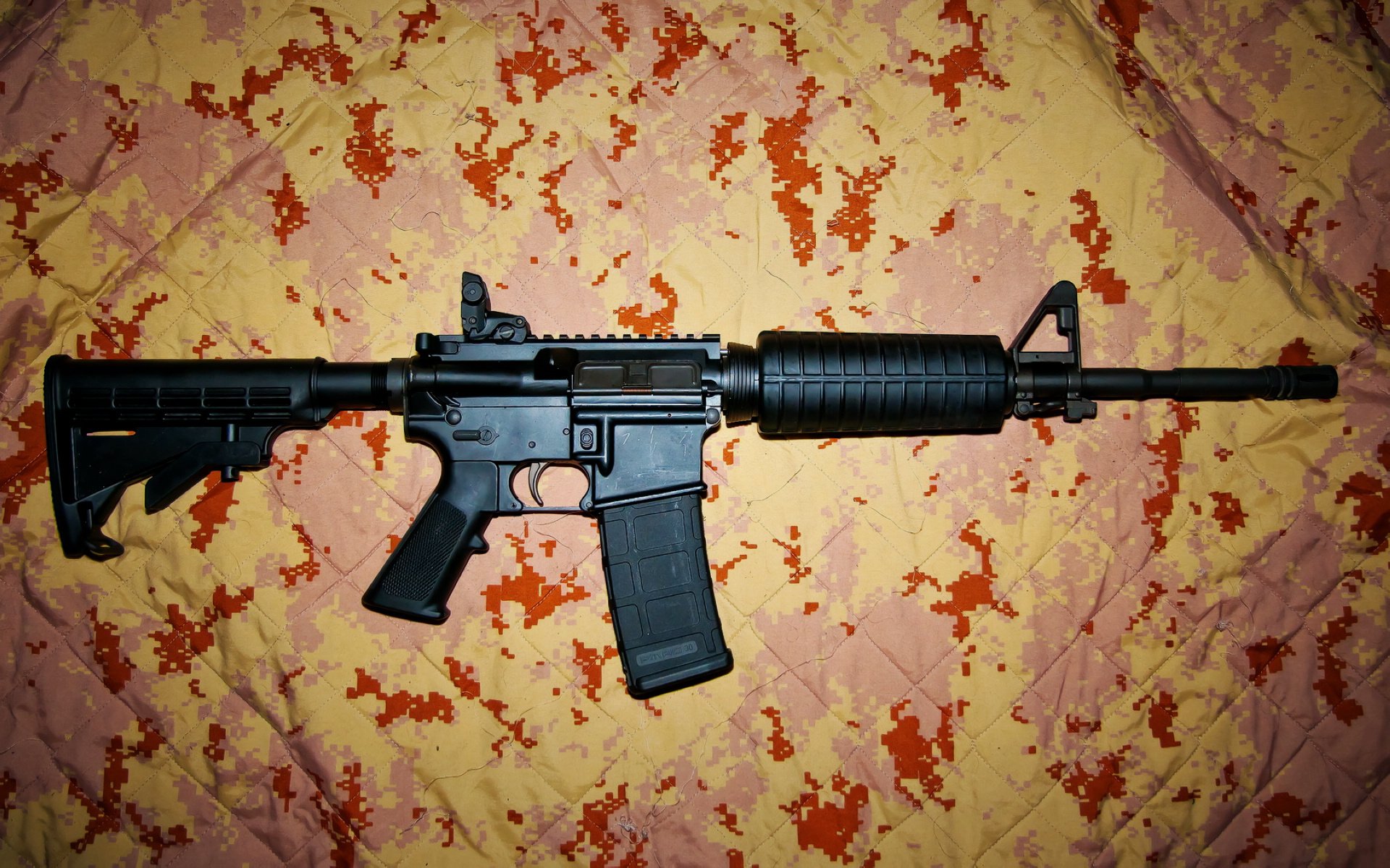 荷兰对阵希腊,哈弗茨连续得分如同达摩克利斯之剑