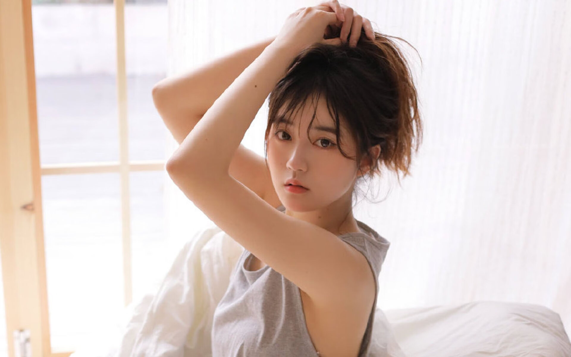 爱游戏入口-夜幕降临时，当福克斯的闪电撕裂达拉斯的天空